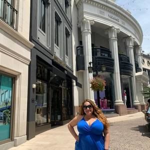 Meet your Posher, Rita